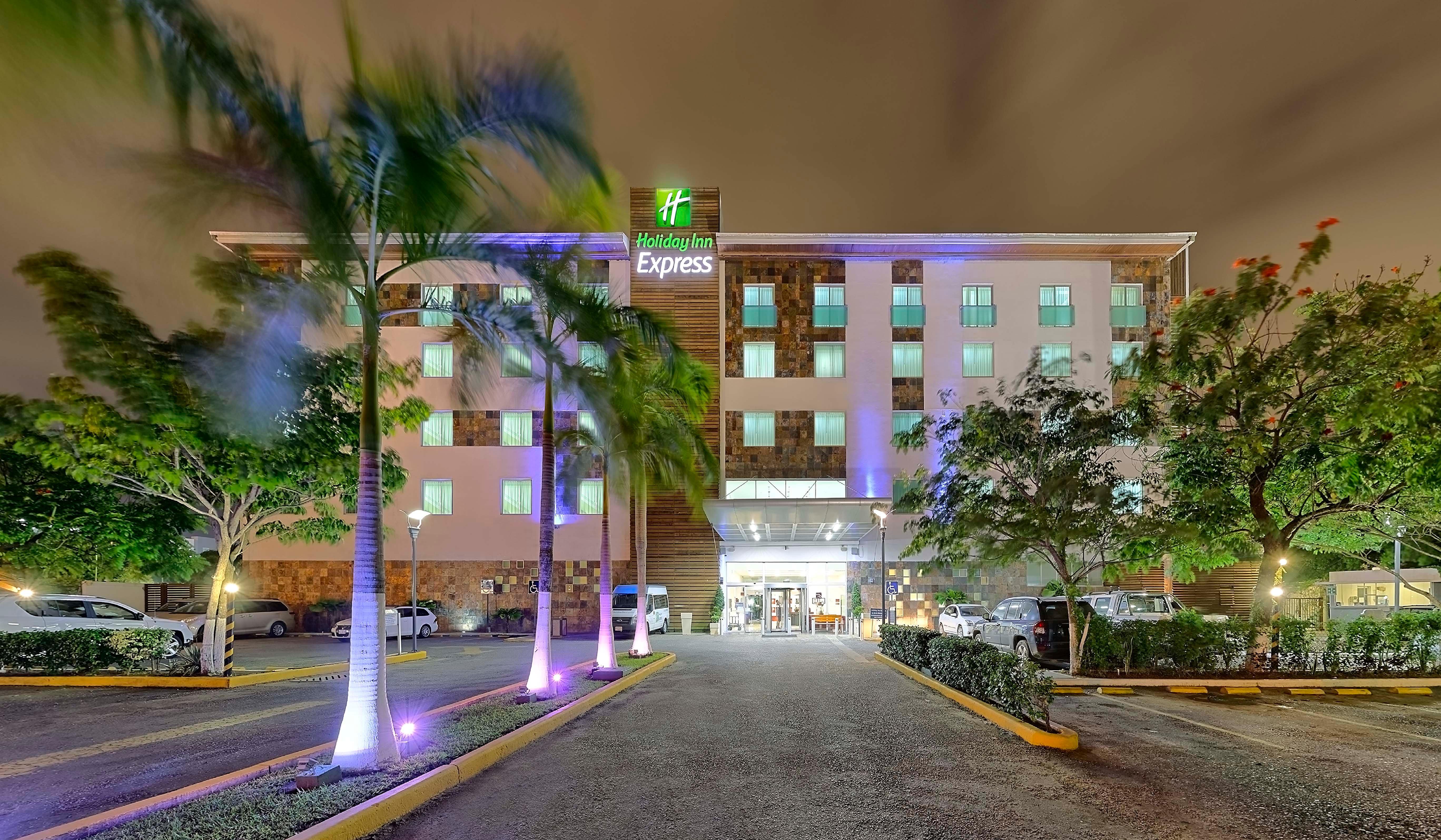 Holiday Inn Express Villahermosa By Ihg Exteriér fotografie